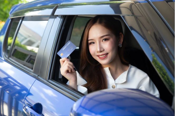 Can You Pay For Car Insurance With a Credit Card